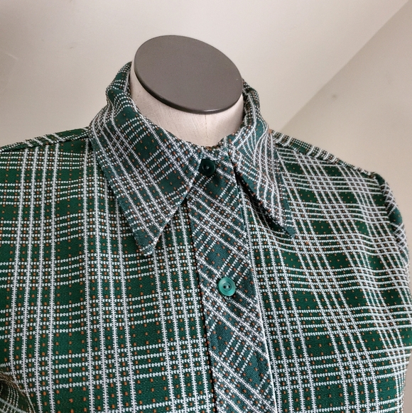 70s Vintage Forest Green Plaid Dagger Collar Top - Picture 7 of 8